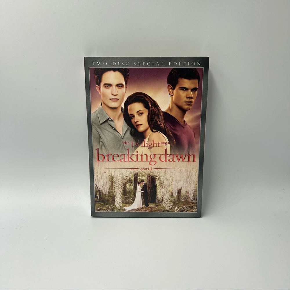 The Twilight Saga: Breaking Dawn Part 1 DVD (2-Disc Special Edition)